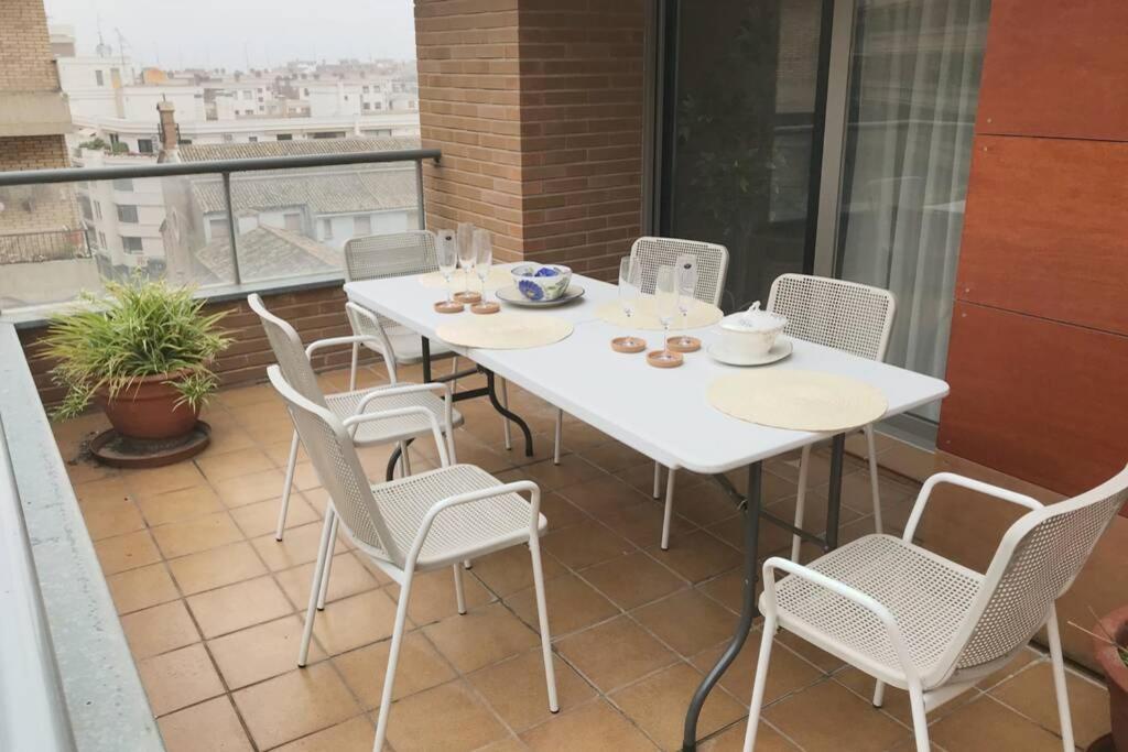 Piso Amplio Y Equipado En El Centro De Tudela. Apartment Exterior photo